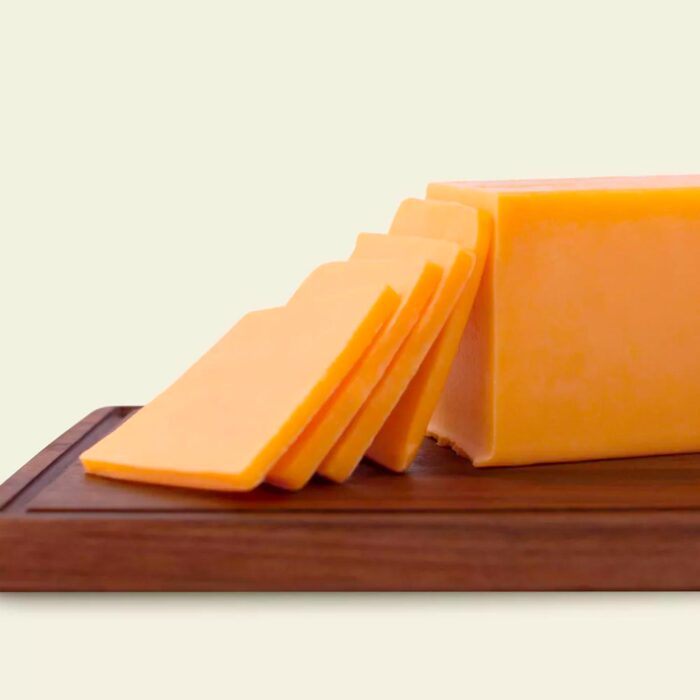 Tillamook Medium Cheddar Cheese Loaf - 32oz – Bild 3